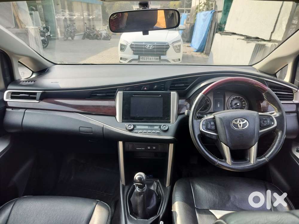 Toyota Innova Crysta