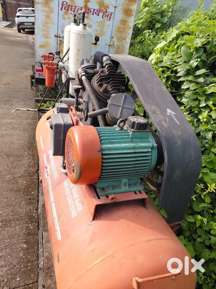 Air compressor
