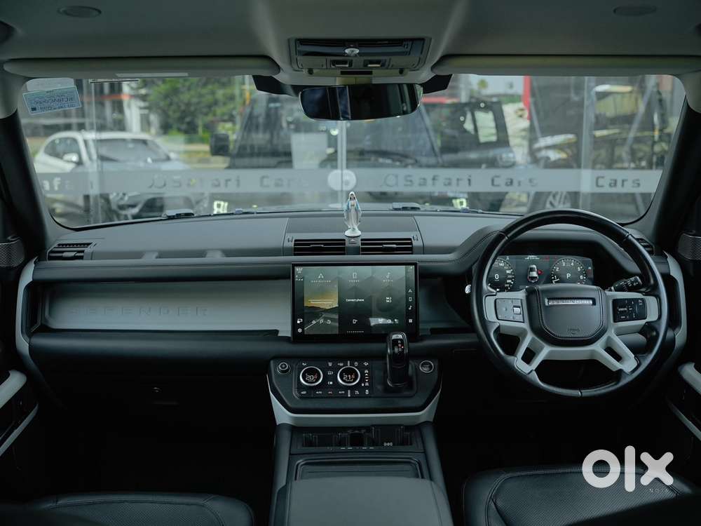 Land Rover Defender 2022