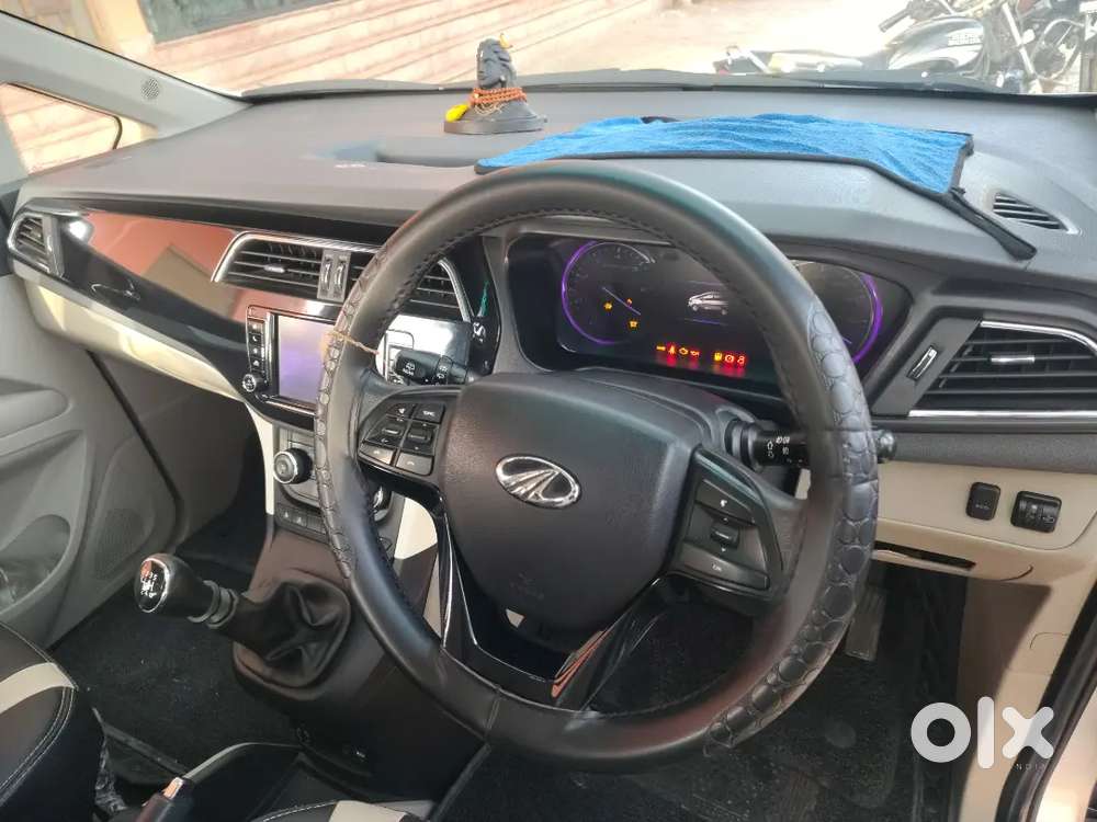 Mahindra Marazzo 2023 Diesel 32000 Km Driven Like New Condition