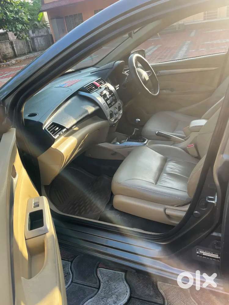Honda City 2010 Petrol Well Maintained
