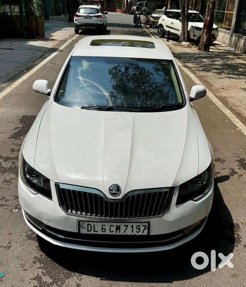 Skoda Superb 1.8 Elegance Tsi At, 2014, Petrol