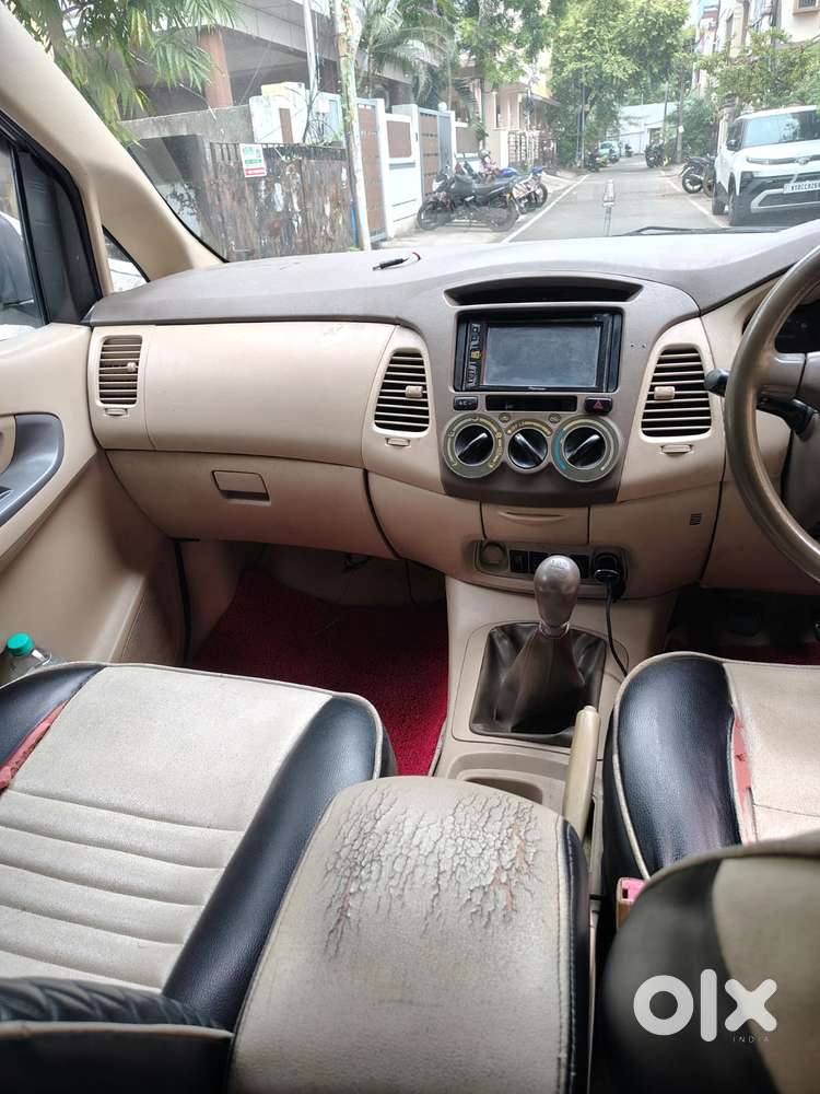 Toyota Innova 2.5 G4 Diesel 8-seater, 2006, Diesel
