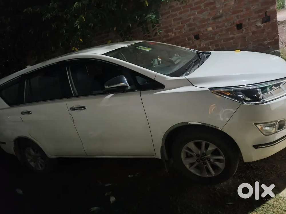 Toyota Innova Crysta 2018 Diesel 186000 Km Driven