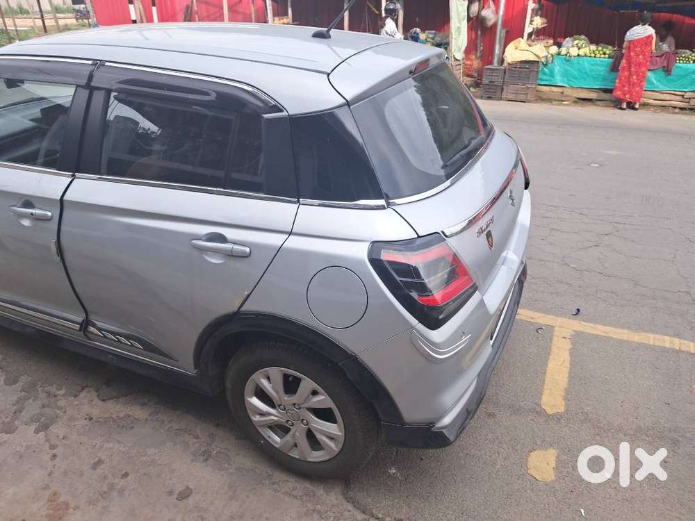 Fully Loaded With Assessories, Quality Seat Covers And Dash Cam