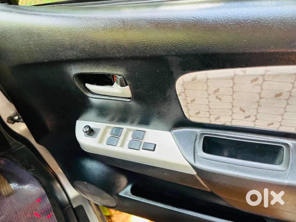 Maruti Suzuki Wagon R Vxi, 2014, Petrol