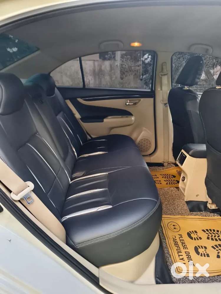 Maruti Ciaz Zdi Shvs Next To Showroom Condition