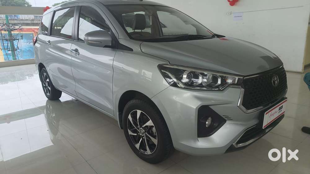 Toyota Rumion V Mt, 2024, Petrol
