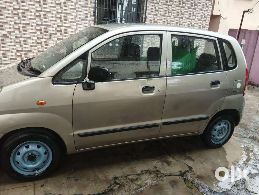 Maruti Suzuki Zen Estilo 2010