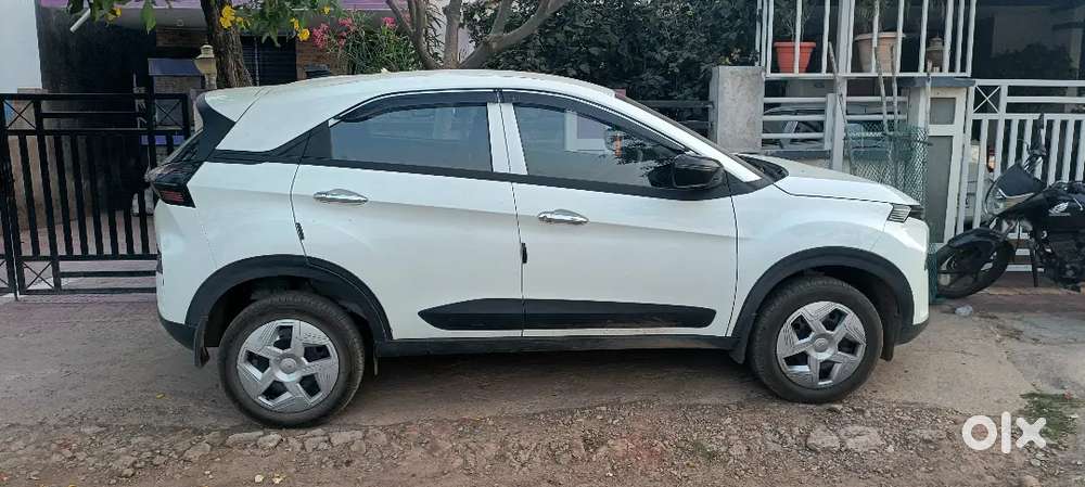Tata Nexon 2025 Diesel 23000 Km Driven