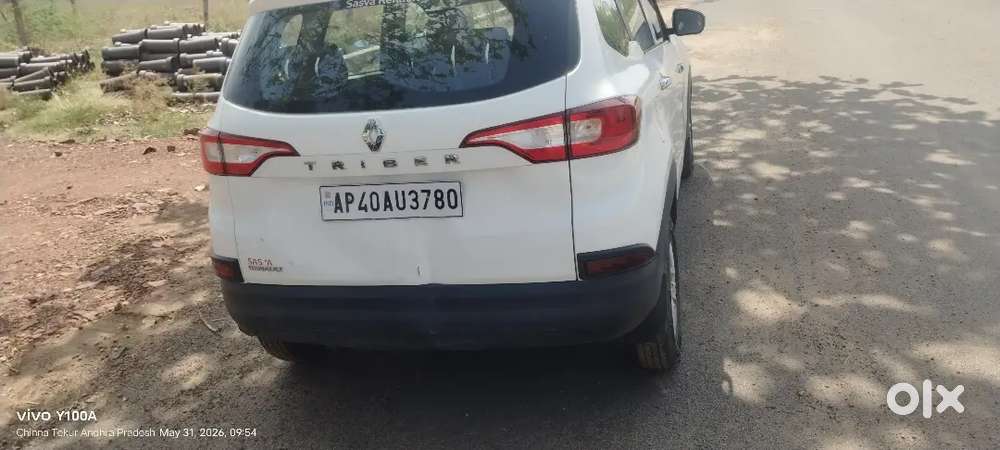 Renault Triber 2023 November