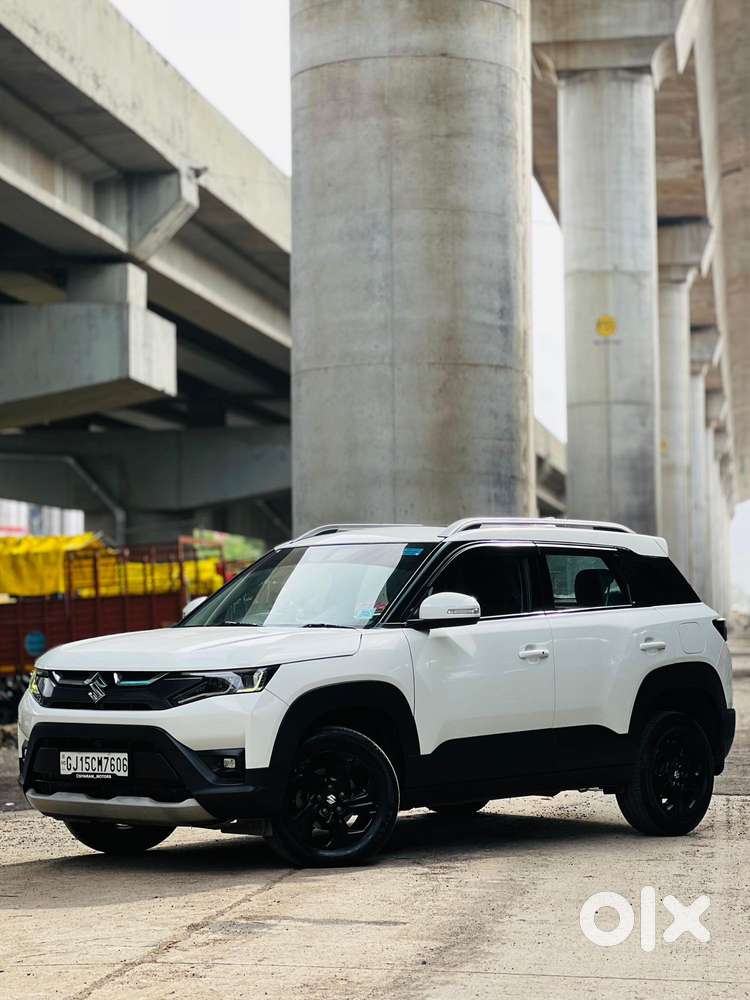 Maruti Suzuki Brezza 1.5 Zxi Smart Hybrid, 2022, Petrol