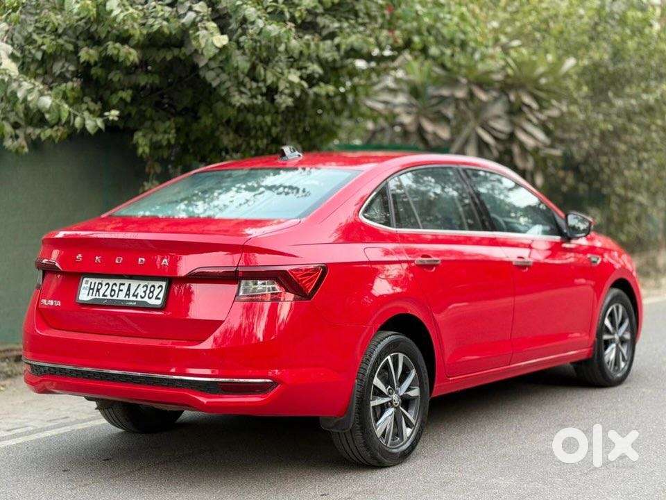 Skoda Slavia 1.0 Tsi Style At, 2023, Petrol