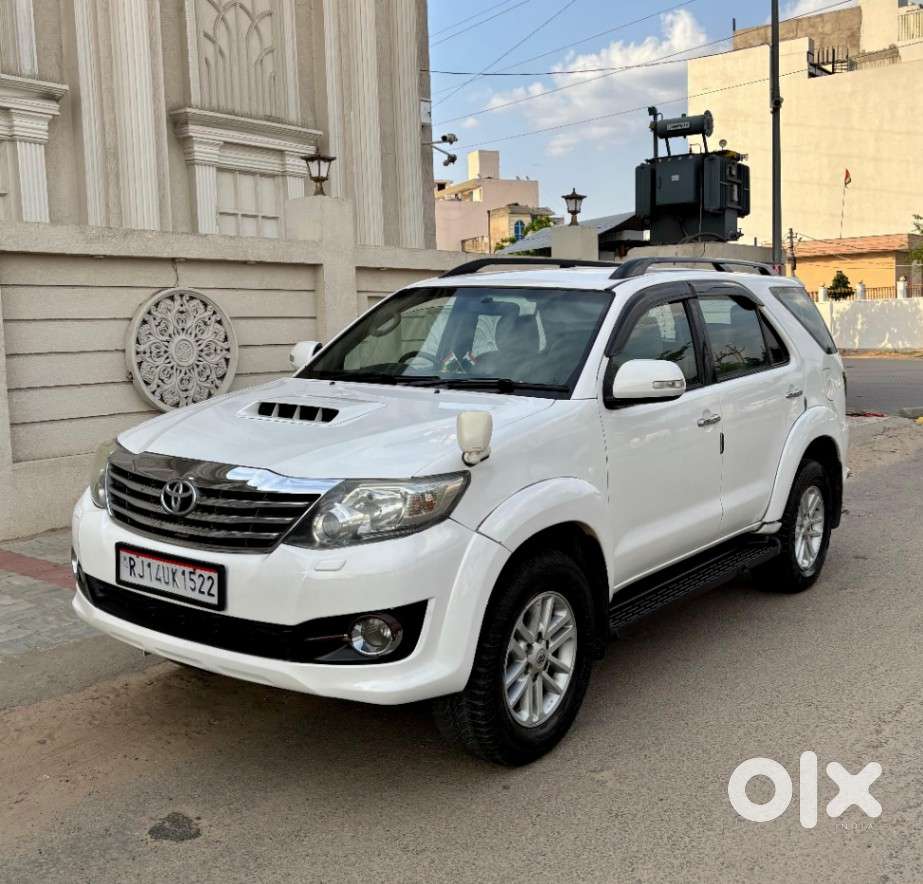Toyota Fortuner 3.0 4x2 Mt, 2014, Diesel