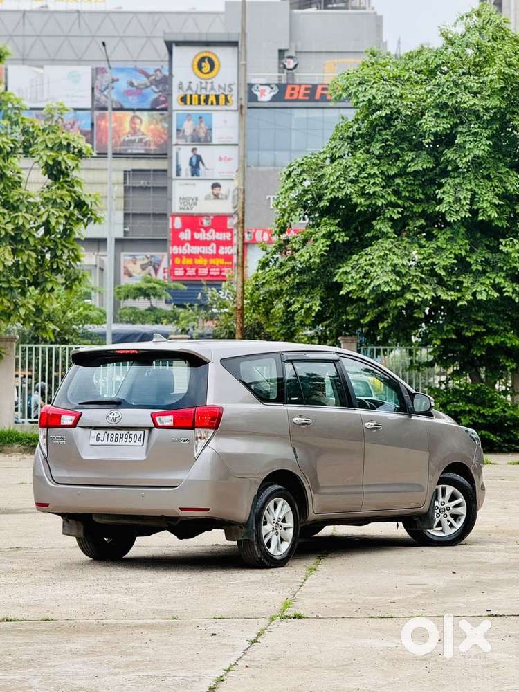 Toyota Innova Crysta 2.4 V, 2017, Diesel