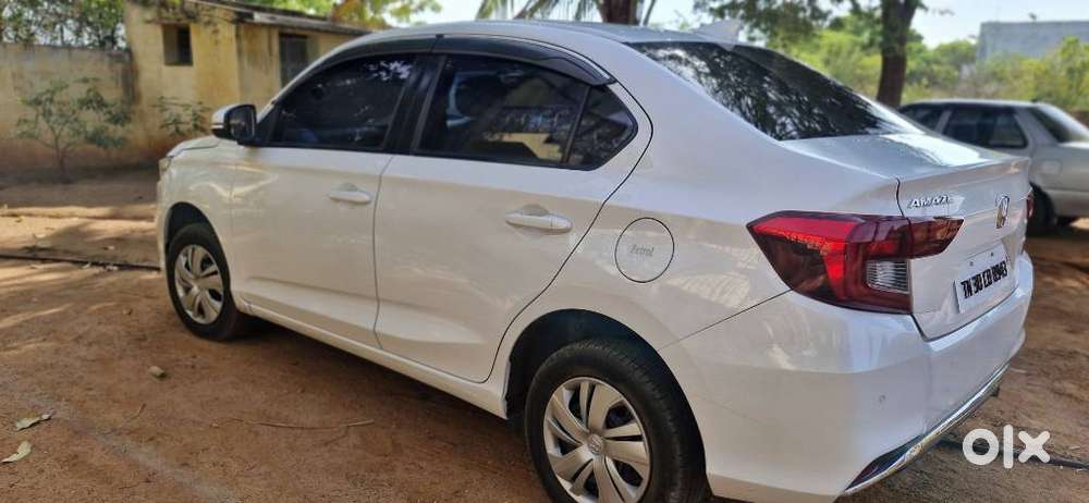 Honda Amaze, 2023, Petrol
