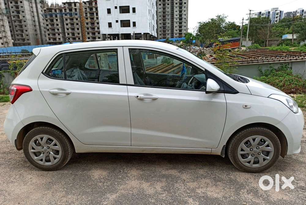 Hyundai Grand I10 2017 Petrol Well Maintained
