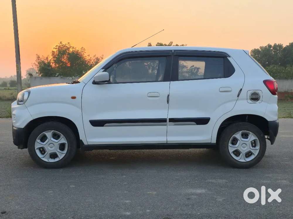Maruti Suzuki S-presso 2023 Petrol 33720 Km Driven