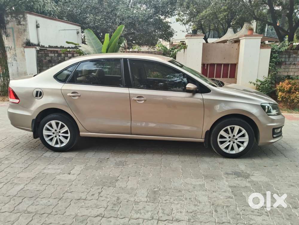 Volkswagen Vento 1.5 Highline Plus At 16 Alloy, 2017, Diesel