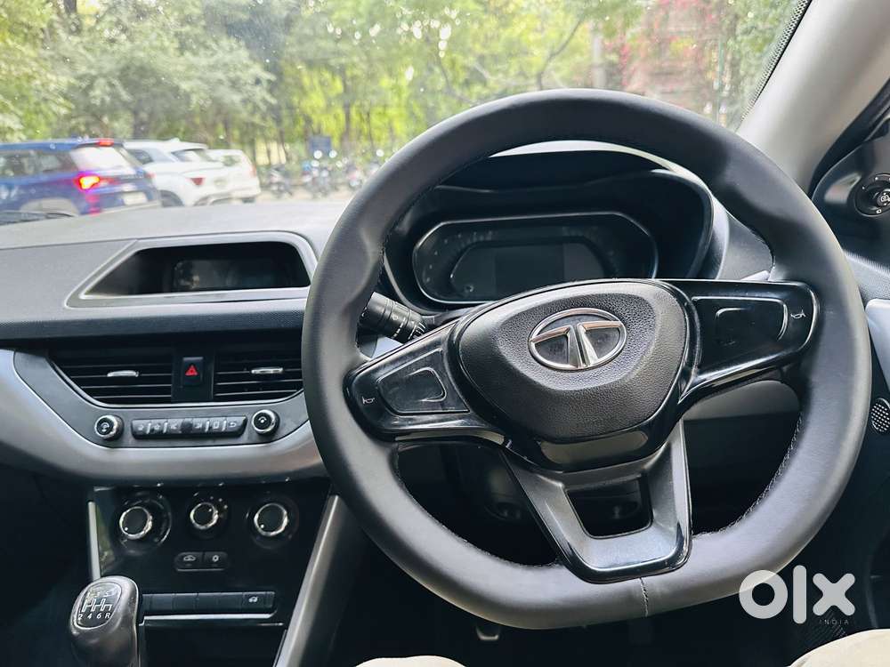 Tata Nexon 1.2 Revotron Xm (s), 2023, Diesel