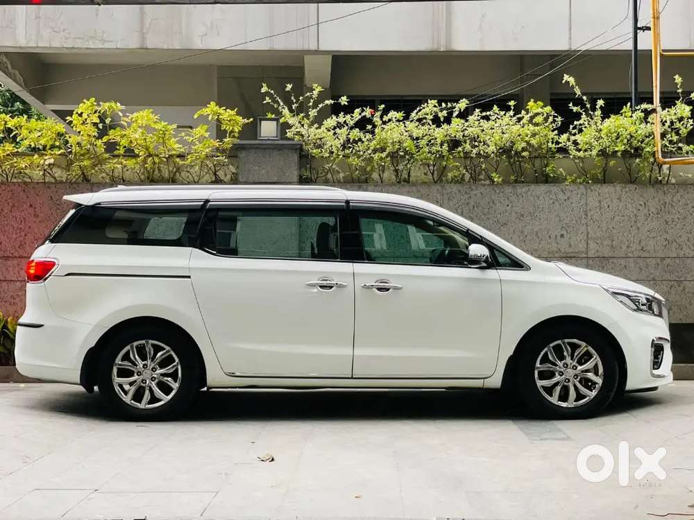 Kia Carnival Limousinec Plus 7 Str