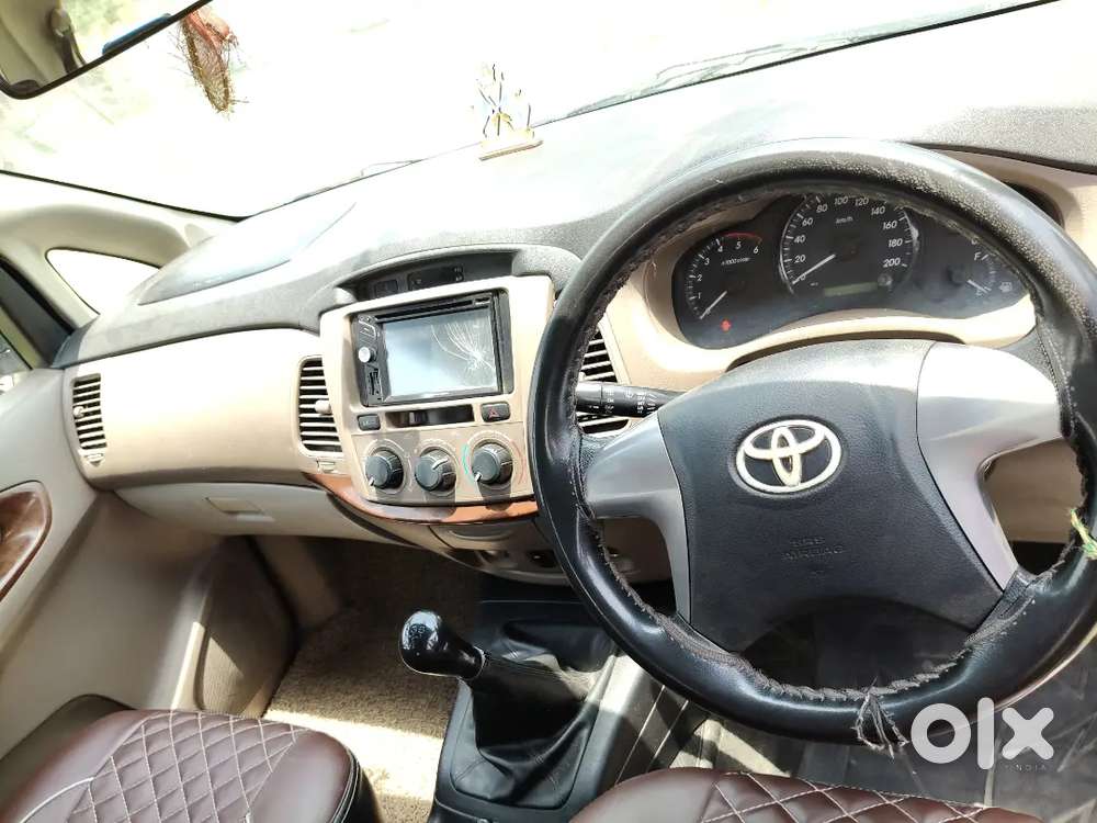 Toyota Innova 2016 Diesel 124155 Km Driven
