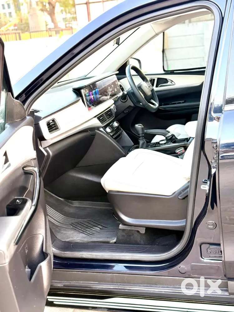 Xuv700 Ax7 Diesel Mt