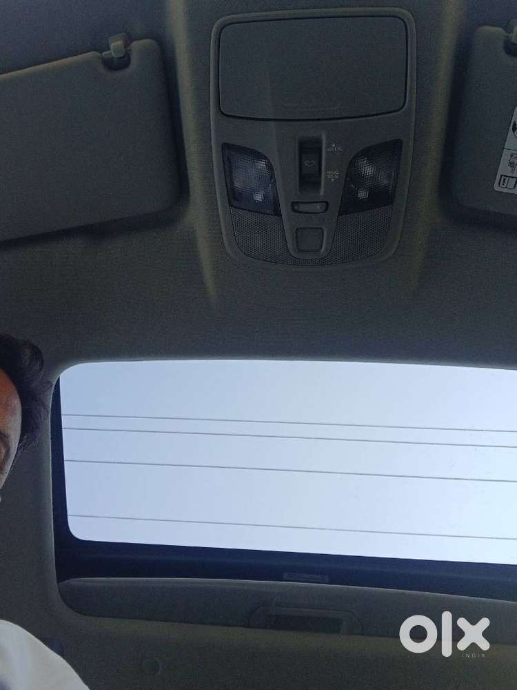 Maruti Suzuki Brezza 1.5 Zxi Plus Smart Hybrid, 2022, Petrol