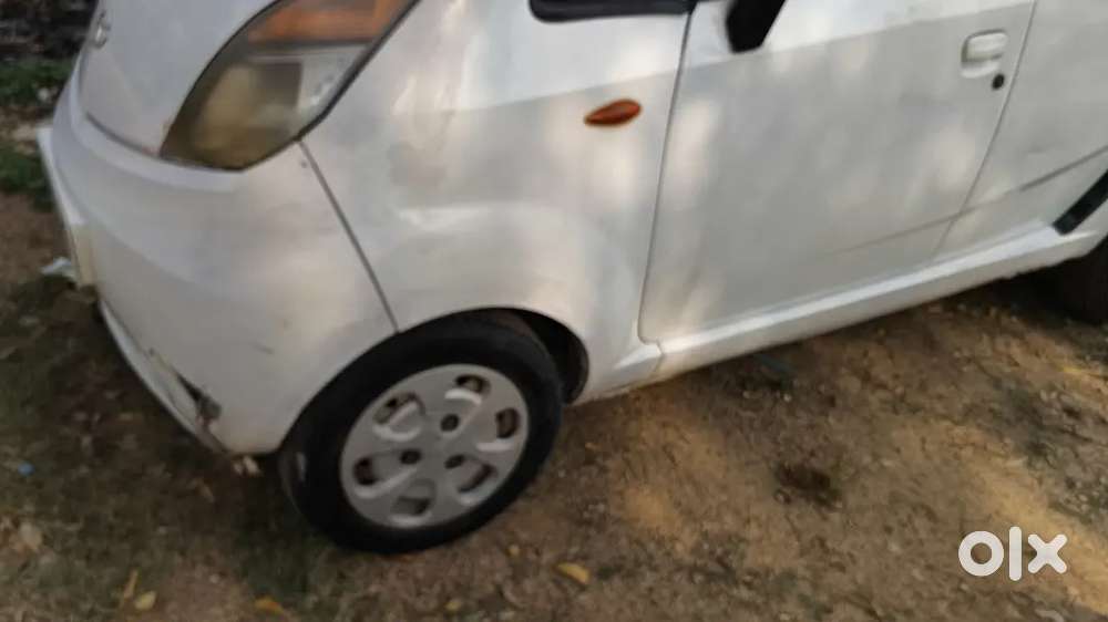 Tata Nano Lx Bsiii 2012 Petrol