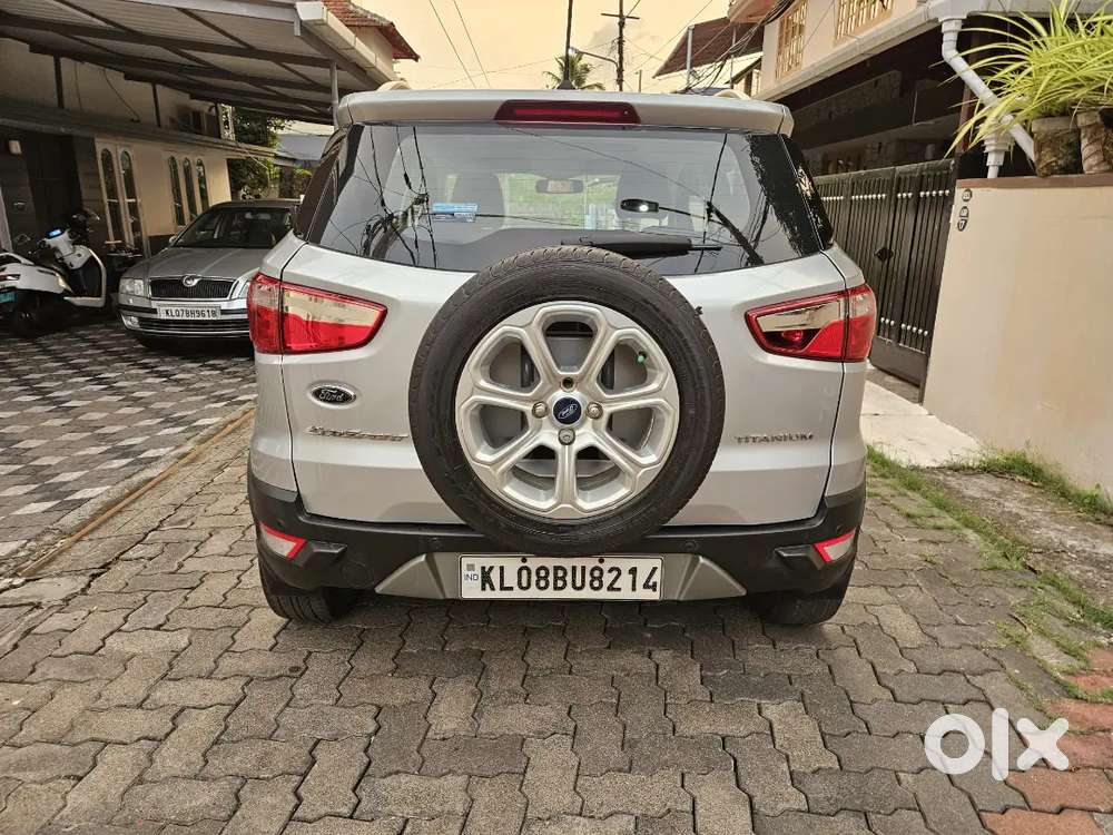 Ford Ecosport Titanium Plus With Sunroof