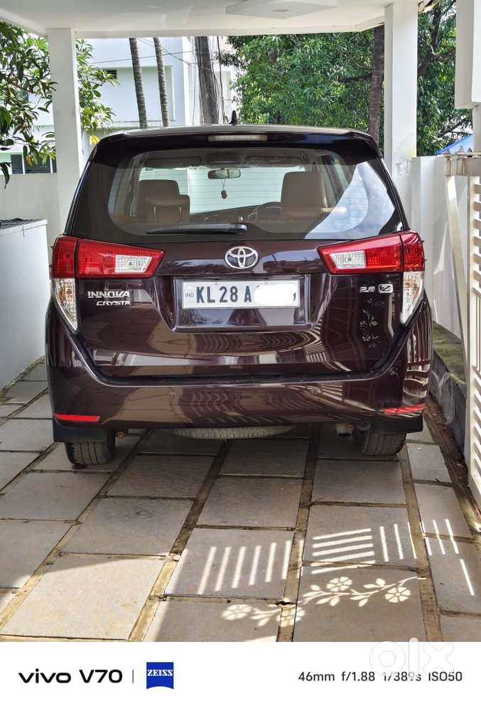 Toyota Innova Crysta 2.8z Automatic, 2016, Diesel