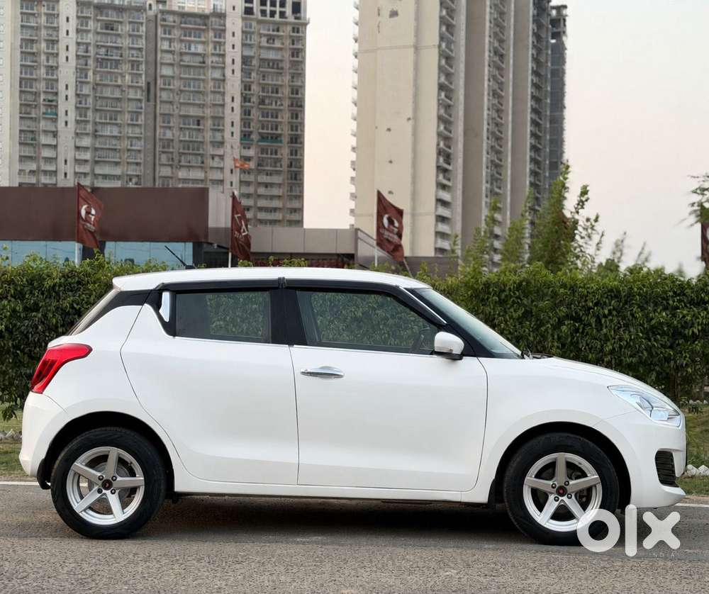 Maruti Suzuki Swift 1.2 Vxi (o), 2022, Petrol