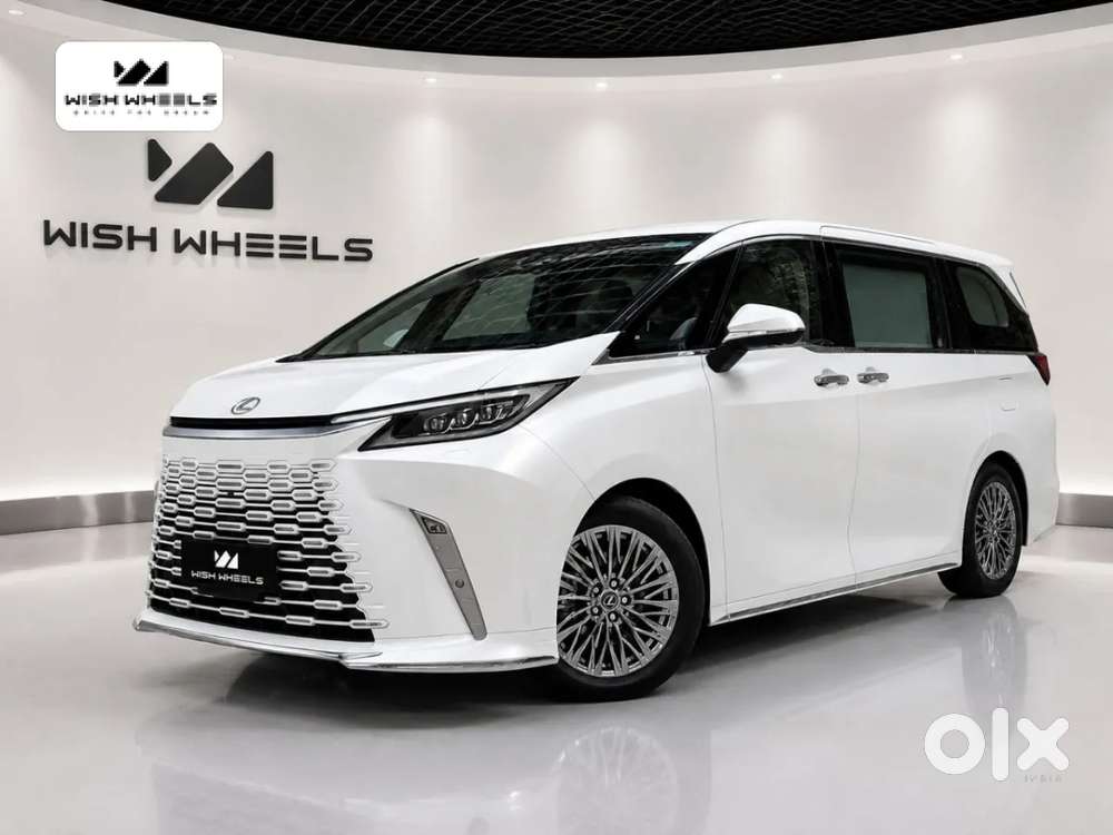 Lexus Lm, 2025, Petrol