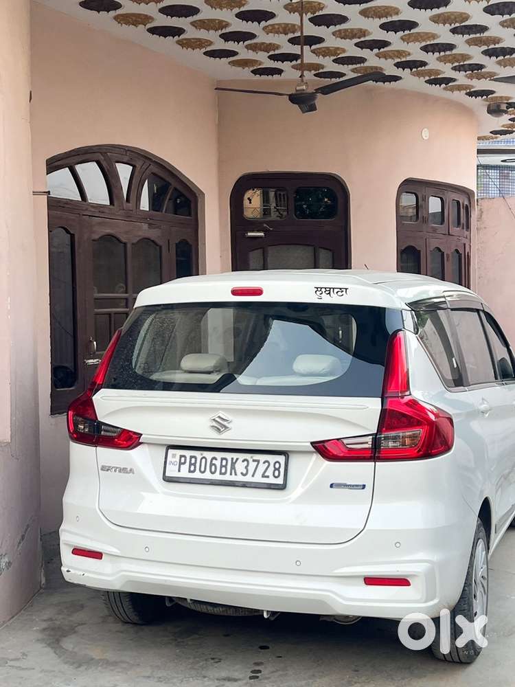 Maruti Suzuki Ertiga Vxi 2025