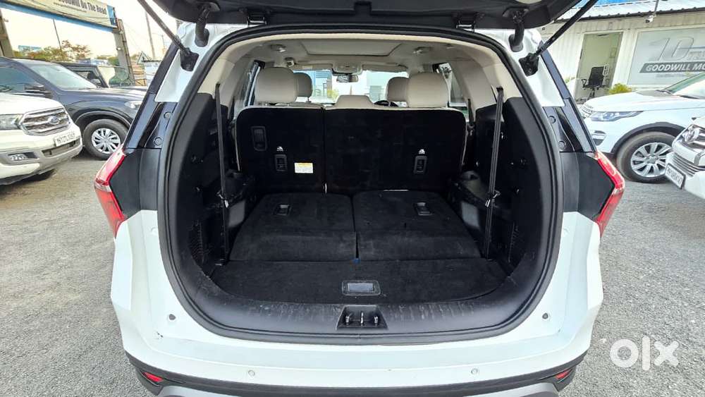 Mahindra Xuv700 2.2 Ax 7 Diesel At Luxury Pack Str, 2024, Diesel