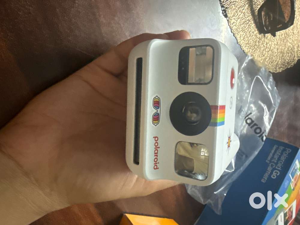 Polaroid go