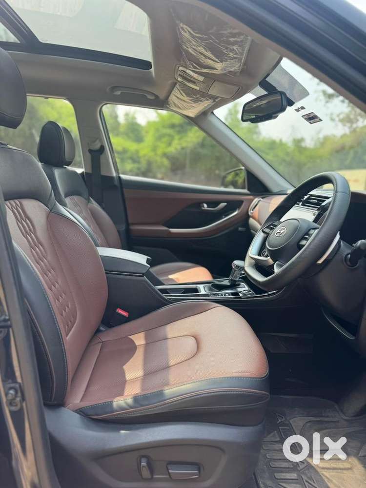 Hyundai Alcazar 2023 Petrol 6850 Km Driven