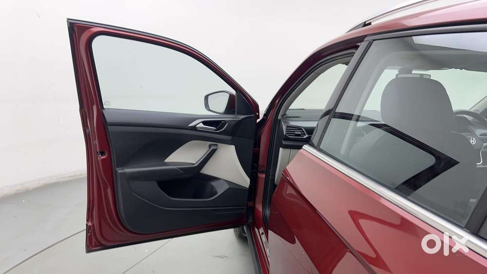 Volkswagen Taigun Topline 1.0 Tsi At (electric Seats), 2021, Petrol