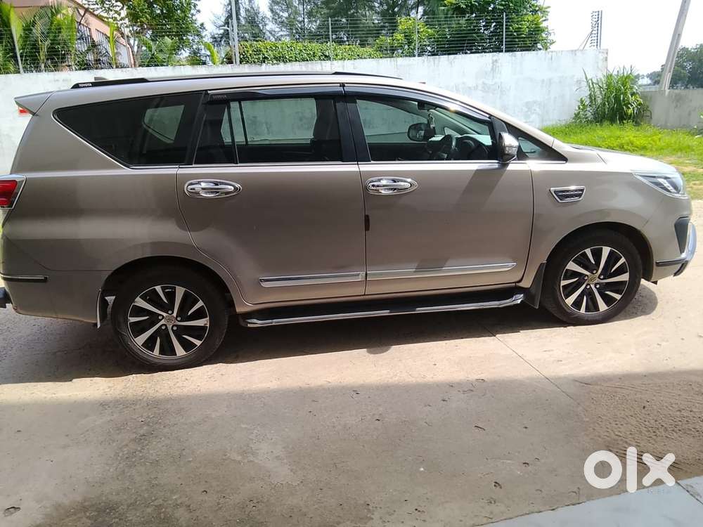 Toyota Innova Crysta 2021 Diesel Manual