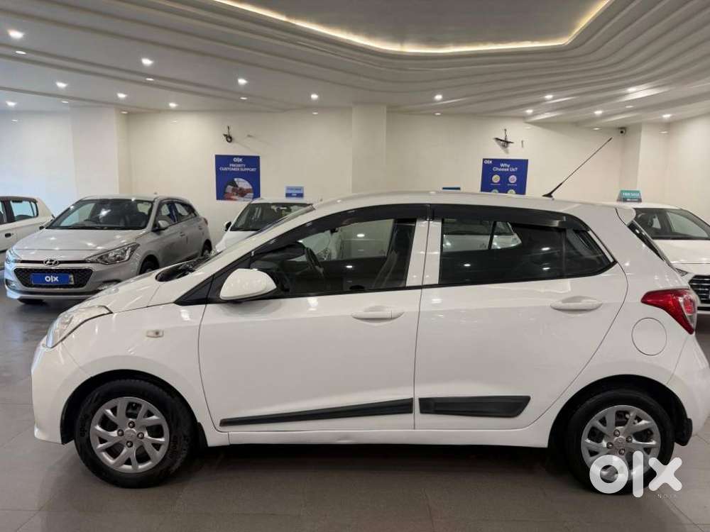 Hyundai Grand I10 Magna O At Petrol, 2017, Petrol