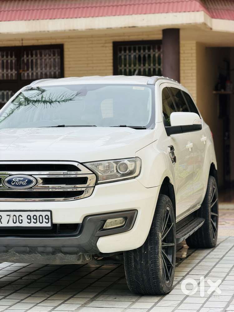 Ford Endeavour 2.2 Trend Mt 4x2, 2017, Diesel