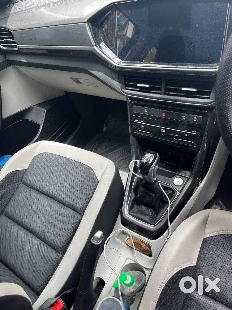 Volkswagen Taigun 1.0 Tsi Topline At, 2024, Petrol
