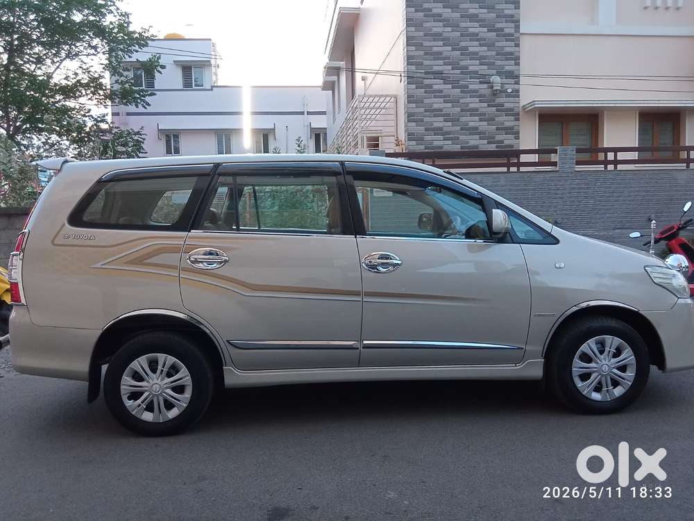 Toyota Innova 2.5 G (diesel) 7 Seater Bs Iv, 2013, Diesel