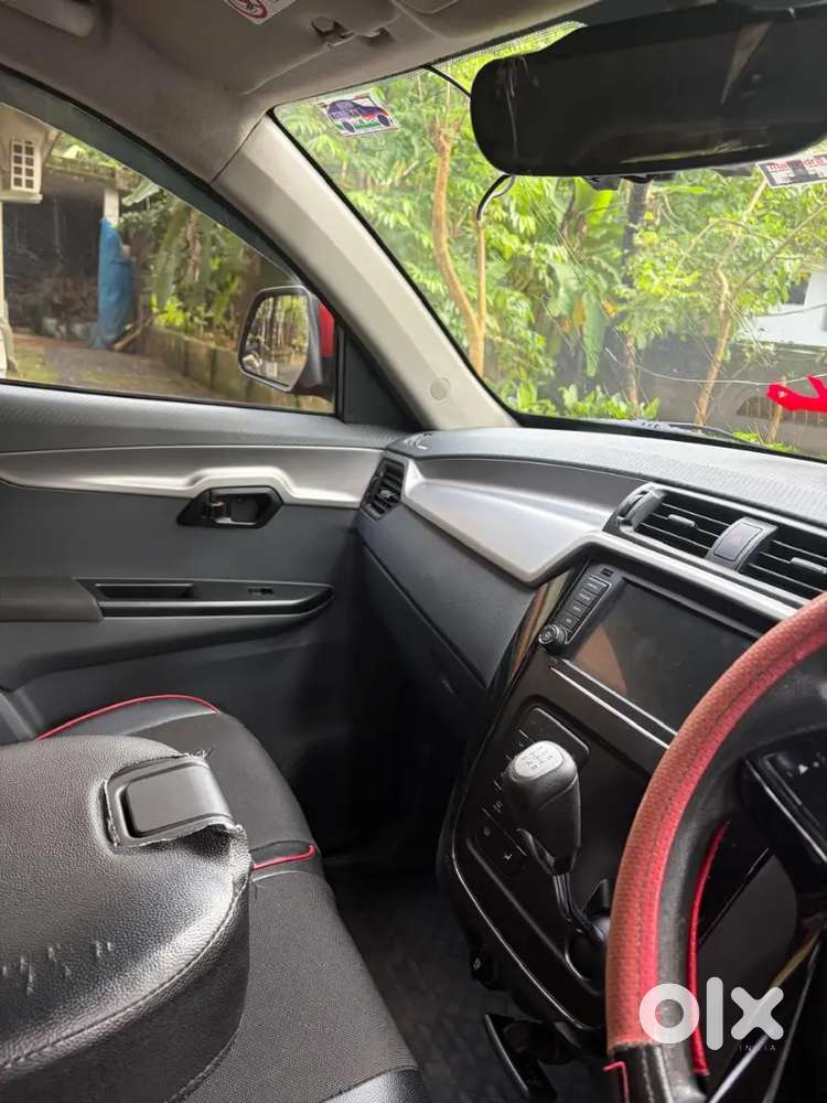 Mahindra Kuv100 Nxt 2017 Petrol 53000 Km Driven