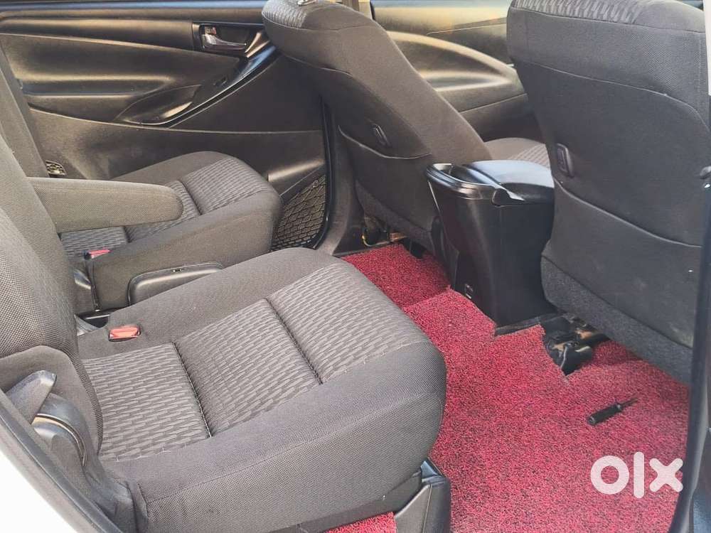 Toyota Innova Crysta 2.4 G Mt, 2022, Diesel