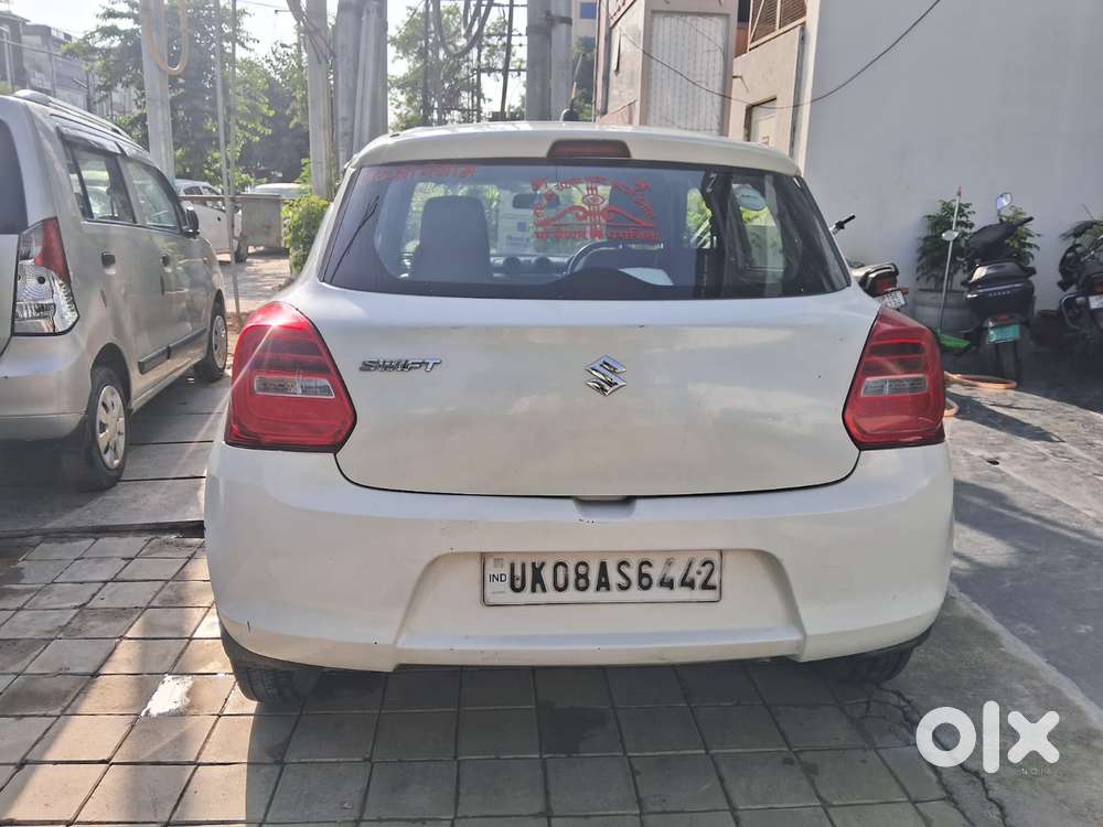 Maruti Suzuki Swift Vxi + Manual, 2018, Petrol