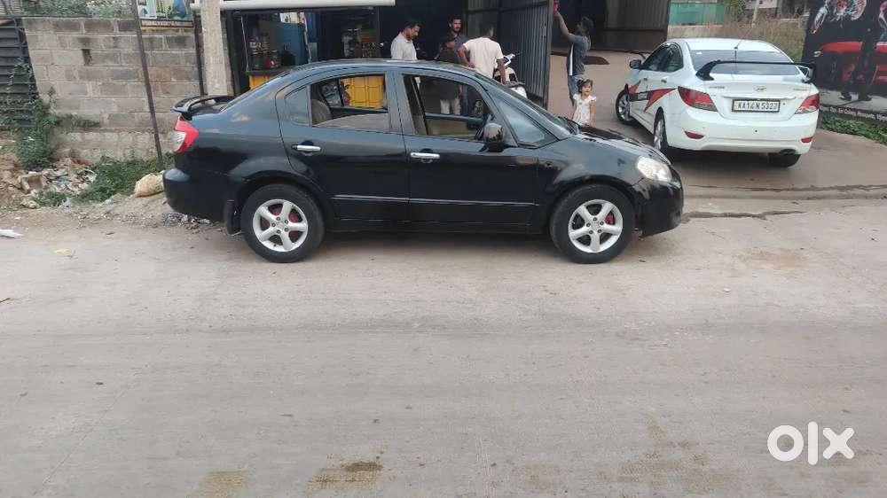 Car Is Good Condition And Ac Chil Ac Power Windows Power Steering