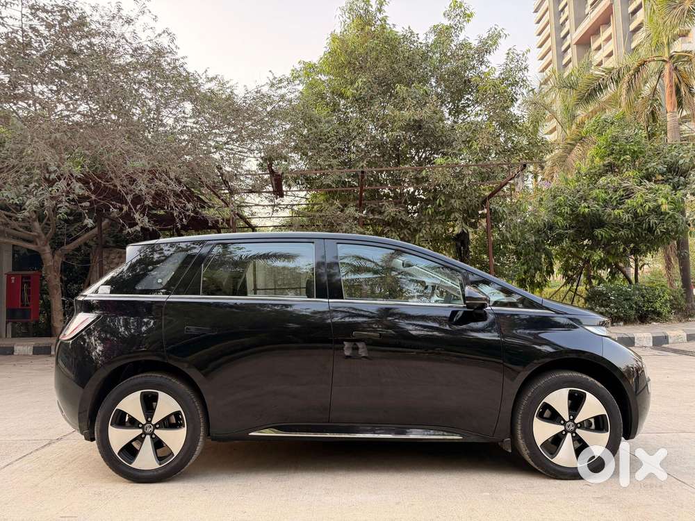 Mg Windsor Ev Essence, 2024, Electric