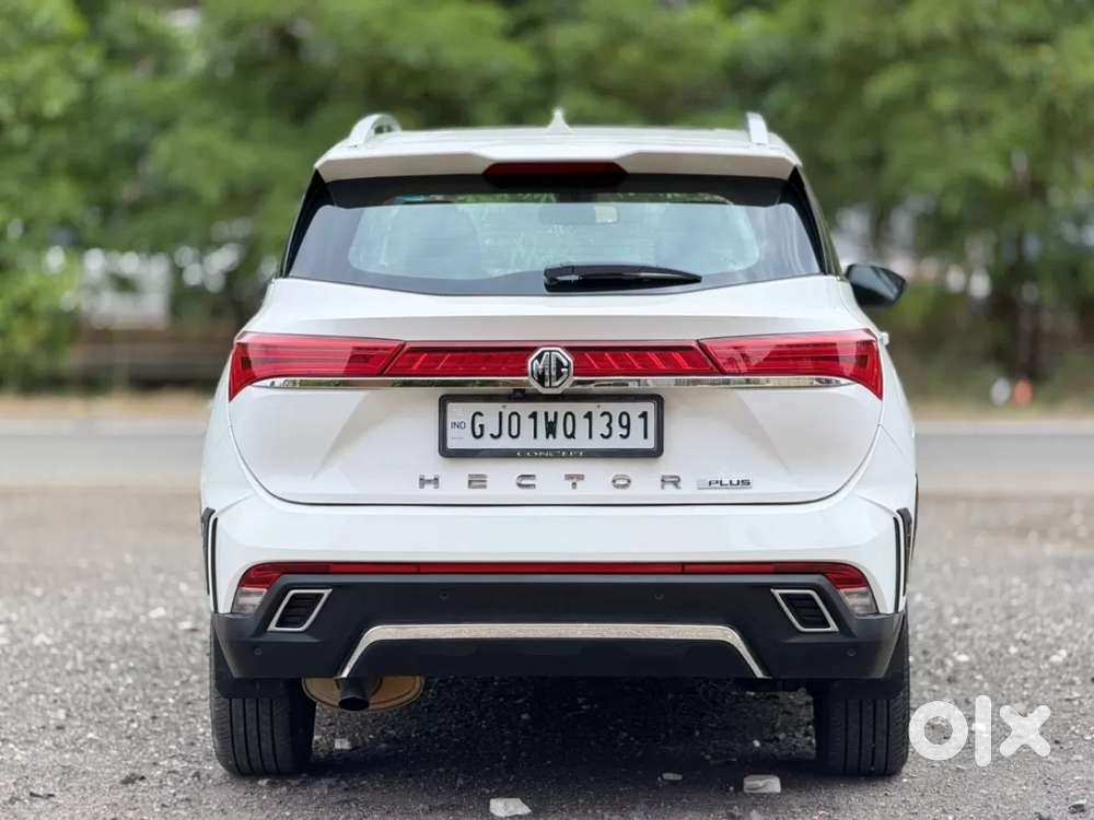 Mg Hector Plus Sharp Pro 1.5 Turbo Petrol Cvt 6 Str, 2023, Petrol