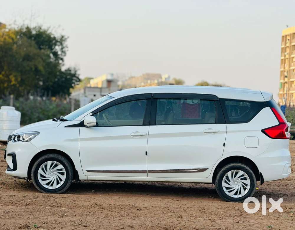 Maruti Suzuki Ertiga Vxi At Petrol, 2021, Cng & Hybrids